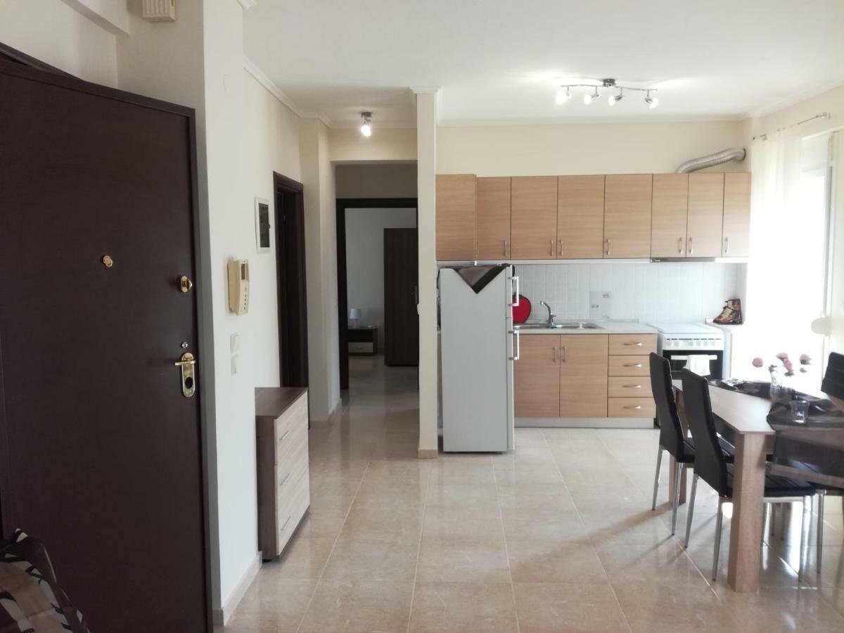 Jordan'S 4Th Appartment At Néa Mihanióna Kültér fotó